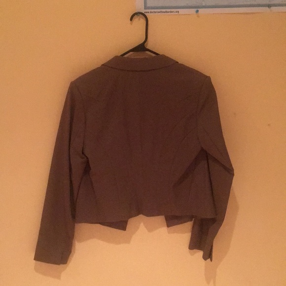 Green Blazer Tag On Original Price $69.00 - Picture 7 of 8